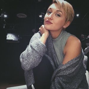 Meet your Posher, Stacy